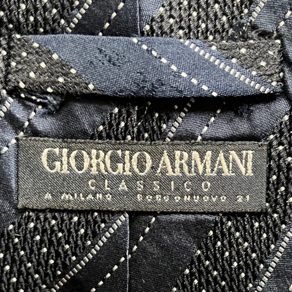 Giorgio Armani Tie - Picture 2 of 4